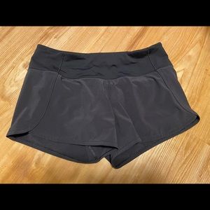 LULU RUNNING SHORTS